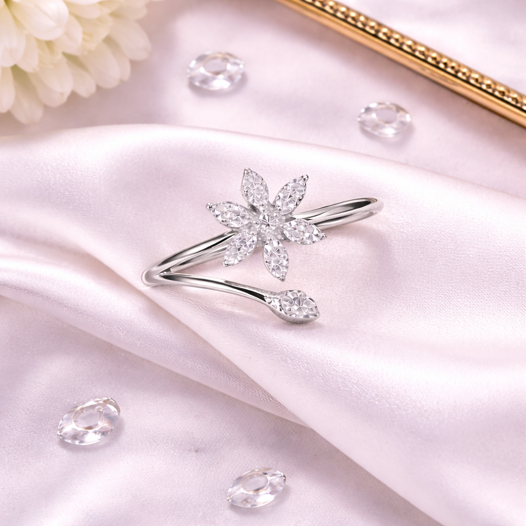 Starluxe Bloom CZ Star Ring – Silver Finish (AD)